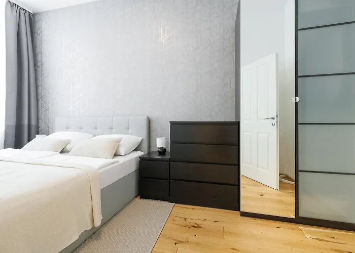 Grosszuegiges App. 2 Schlafzimmer Appartamento *